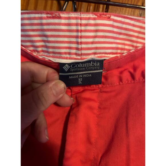 Columbia PFG women’s chino shorts 3” hot pink midrise size 10 - Picture 3 of 3